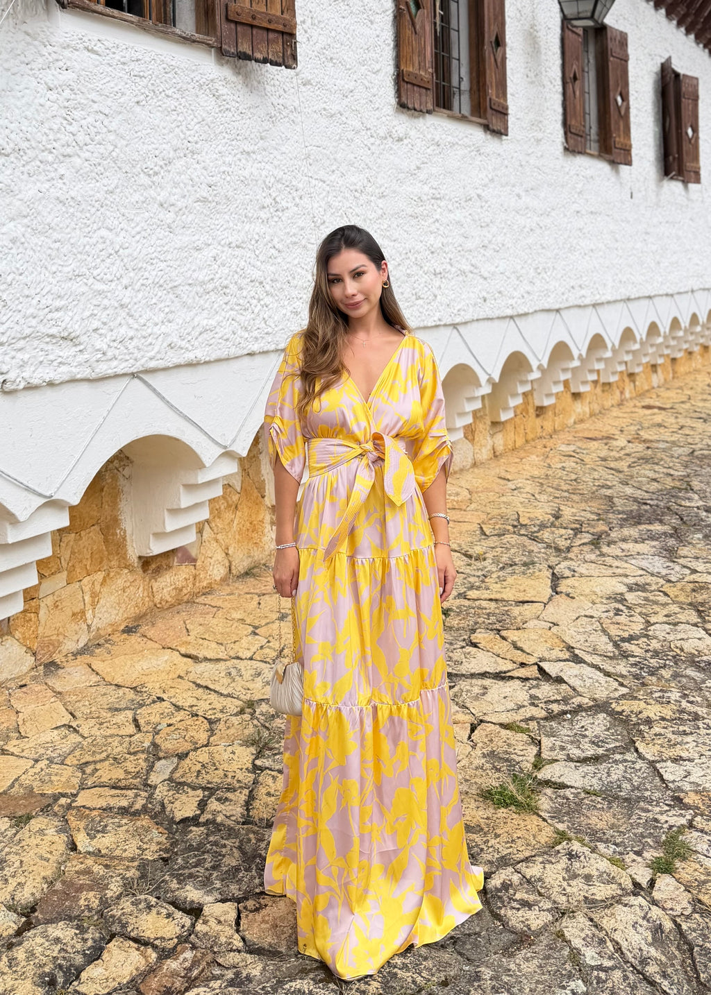 Vestido Amarela